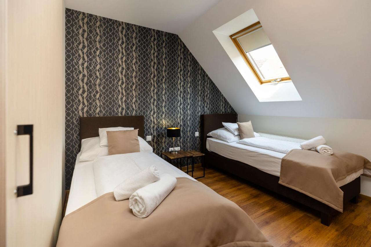 Servita Udvarhaz Bed & Breakfast *
