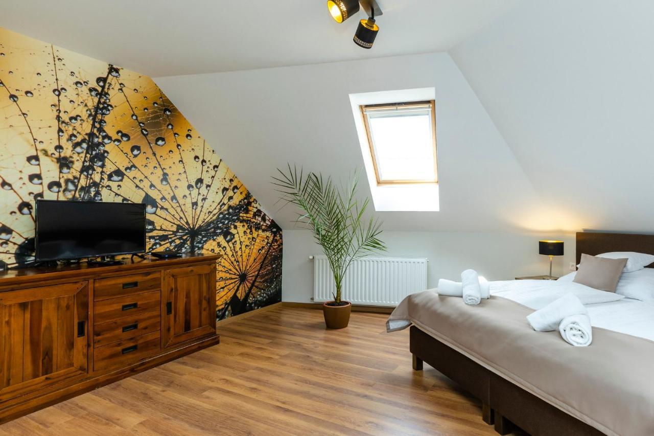 Servita Udvarhaz Bed & Breakfast *