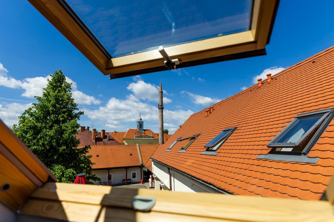 Bed & Breakfast Servita Udvarhaz Eger